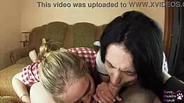 ईस्टर थ्रीवे तीव्र लंड चूसने के सेशन में बदल जाता है अमateurs के साथ बिस्तर पर, डीपथ्रोट और मुँह भर