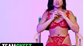 I Love Getting My Lovehole Stretched by Lulu Chu