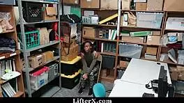 i fucked mall officer