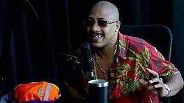 as produtoras pediam exames tem muito ego nesse ramo contou de uma situa��o engra�ada est� em cartaz e os atores e atrizes precisam se valorizar - nego catra watch on sheer red