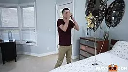 Hell yeah! Ricky Spanish and Dee Williams for New Year!