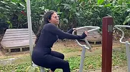 Wow, I Follow Big Cock Stranger in Public Park!