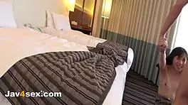 गंदी एशियन टीन 18+ को फ्रेंच मेड ने ज़ोर से चोदा पीओवी 😈