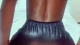 She says, 'Watch my fat curvy ass twerk and shake with vibrator.'