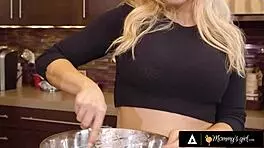 Mommys girl - caring milf christie stevens fucks stepbae indica monroe