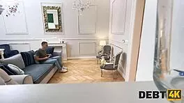 Bilingual Latina Bangs