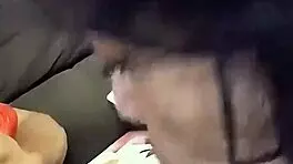 Novinha matou aula pra dar pros maloqueiros no pelo