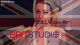 सुनहरी स्टूडेंट टीचर से जोर से चोदी जाती है!