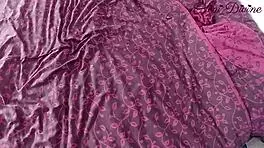 i finger my wife's huge tight ass and zoom on her asshole in doggy