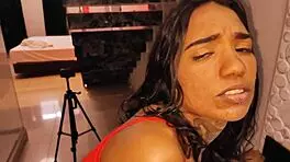 Stepdaughter explores family dynamics with stepdad in brazilian setting