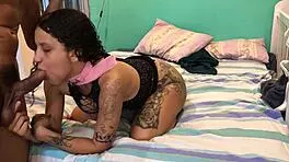 morena spreads big ass for doggystyle with primo pauzudo