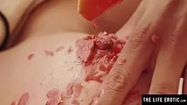 watch this lesbian beauty eat her girlfriends pussy voraciously