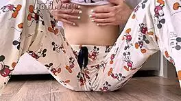 BIG SQUIRT CUM SKINNY TEEN 18+ 18 YO SMALL 18+ TITS MASTURBATE PUSSY