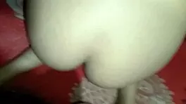 Ninfómana Colombiana Follando Rico Mientras Habla Por Teléfono Con Su Marido