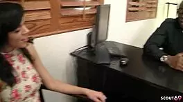 ब्लैक मॉन्स्टर कॉक डर्टी पेटाइट 18+ टीन 18+ को स्मॉल 18+ टिट्स के साथ लेक्शन के बाद डिस्ट्रॉय करता है, रिमजॉब, और मसिव फैशियल इन इंटररेसियल सेक्स