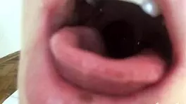 Tongue saliva throat fetish, wanna see this skinny blonde get wild? 😏