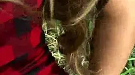 novinha com tesao topo entrar no terreno e foder meio do mato 1 on 1 blowjob homemade natural tits brunette babe humiliation tits orgasm