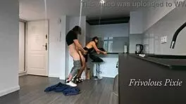 Aggressive delivery guy fucks housewife hard for lacking payment.