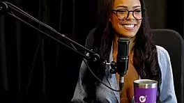 Alice vasconcelos shows blowjob and pussy.