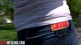 Sugar babe says, Smash my pussy!