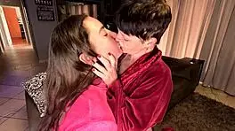 hey check out this homemade vid of eating mature petite slut pussy with those big flappy lips