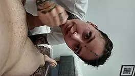 Mother and daughter in suggestive turk sex