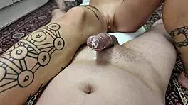 Mother and daughter in suggestive turk sex