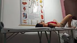 Gynecologist Puts Finger In Ass And Fucks Patient