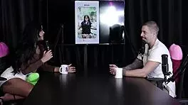 beautiful brazilian shows tits and pussy in jerk off game, then dick on tinder!