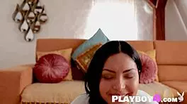 Petite MILF babe exposes her stunning body while posing outdoor