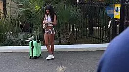 The student offered herself for double penetration with strangers