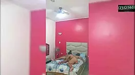 Pervertida Enmascarada Acepto Dejarse Follar Y Grabar Teniendo Sexo Sin Condón En Una Habitación De Hotel - Déjame Sacarte Toda La Corrida