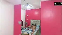 Pervertida Enmascarada Acepto Dejarse Follar Y Grabar Teniendo Sexo Sin Condón En Una Habitación De Hotel - Déjame Sacarte Toda La Corrida