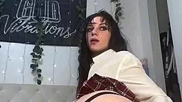 Cute brunette teen shows her tight shaved pussy and ass in homemade amateur clip.