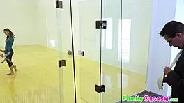 stepdaughter and thief stepdaddy in family orgasm scene 😈