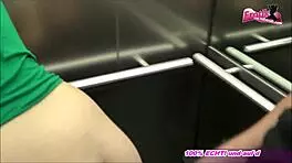 Junge Deutsche Dünne Schlampe Fickt Im Aufzug Public Pov