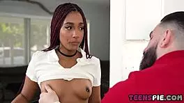 Black Teen Uses Opportunity To Have Sex With Mature Man!