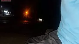 Sério Eu Corro O Risco De Colocar Meu Pau Na Frente Dessa Mulher Esperando O Ônibus Veja Oque Ela Fez.