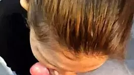 पड़ोसी लड़की बाथरूम में जल्दी चोदती है