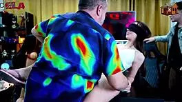 Binho Ted Chupa Bem Gostoso a Buceta Rosa da Ninfeta na Mesa do Podcast o Ruan Fica Sem Palavras - Podcast P�pum no Barraco - Ela Manda