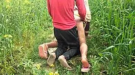 मैंने पब्लिक में 18+ टीन की इंडियन चूत चोदी