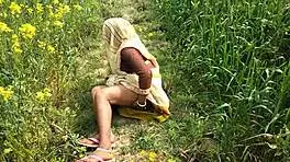 मैंने पब्लिक में 18+ टीन की इंडियन चूत चोदी