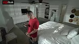 Bri Klein Considers Lending Her Close Friend a Hand in Tight Spot