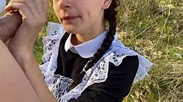 Fucking A Skinny Hottie In The Bushes