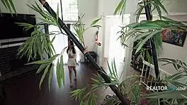 Housewarming heats up with familiar sex