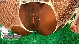 Innocent teen 18+ gets eaten out for the first time and keeps cumming