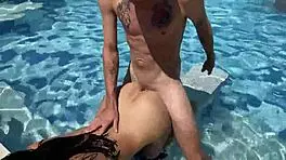 Me follo el coño de mi hijastra 😘