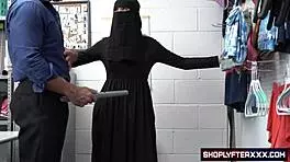 Shoplyfterxxx Com - Security Officer Justin Magnum Confronts Delilah Day Over Stolen Underwear Footage