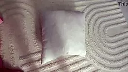 Her sister sits on my face while we fuck 😏