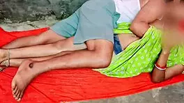 अरे, सोथेलस भाई की पत्नी मोटी बेबीसिटर बॉडीबिल्डर से गैंड गप्ड हो रही है